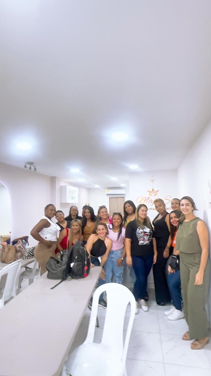 Curso Personalizado de Diseño, Depilación y Tintura de Cejas y Pestañas Pelo a Pelo 💄